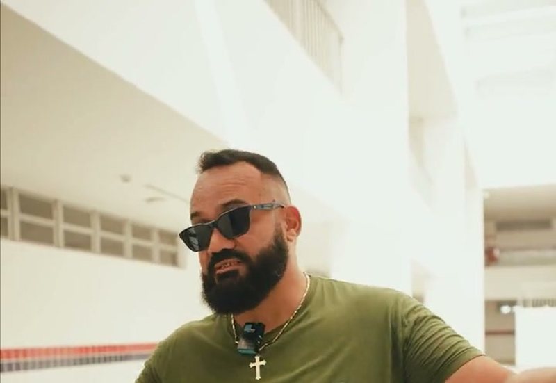 Leandro de Jesus fiscalizando uma obra pública